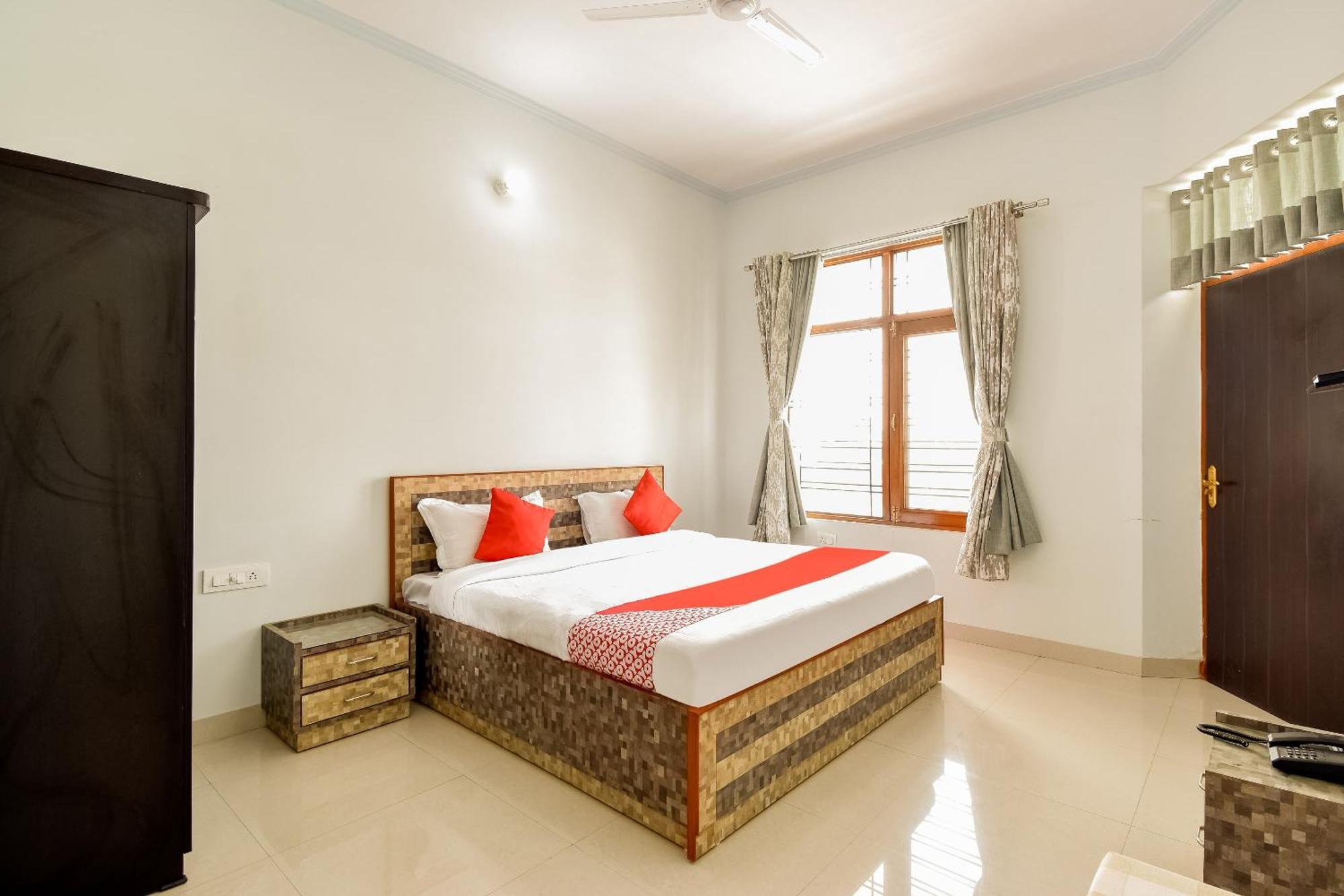 Hotel O Kusum Lodge Pandu Екстериор снимка