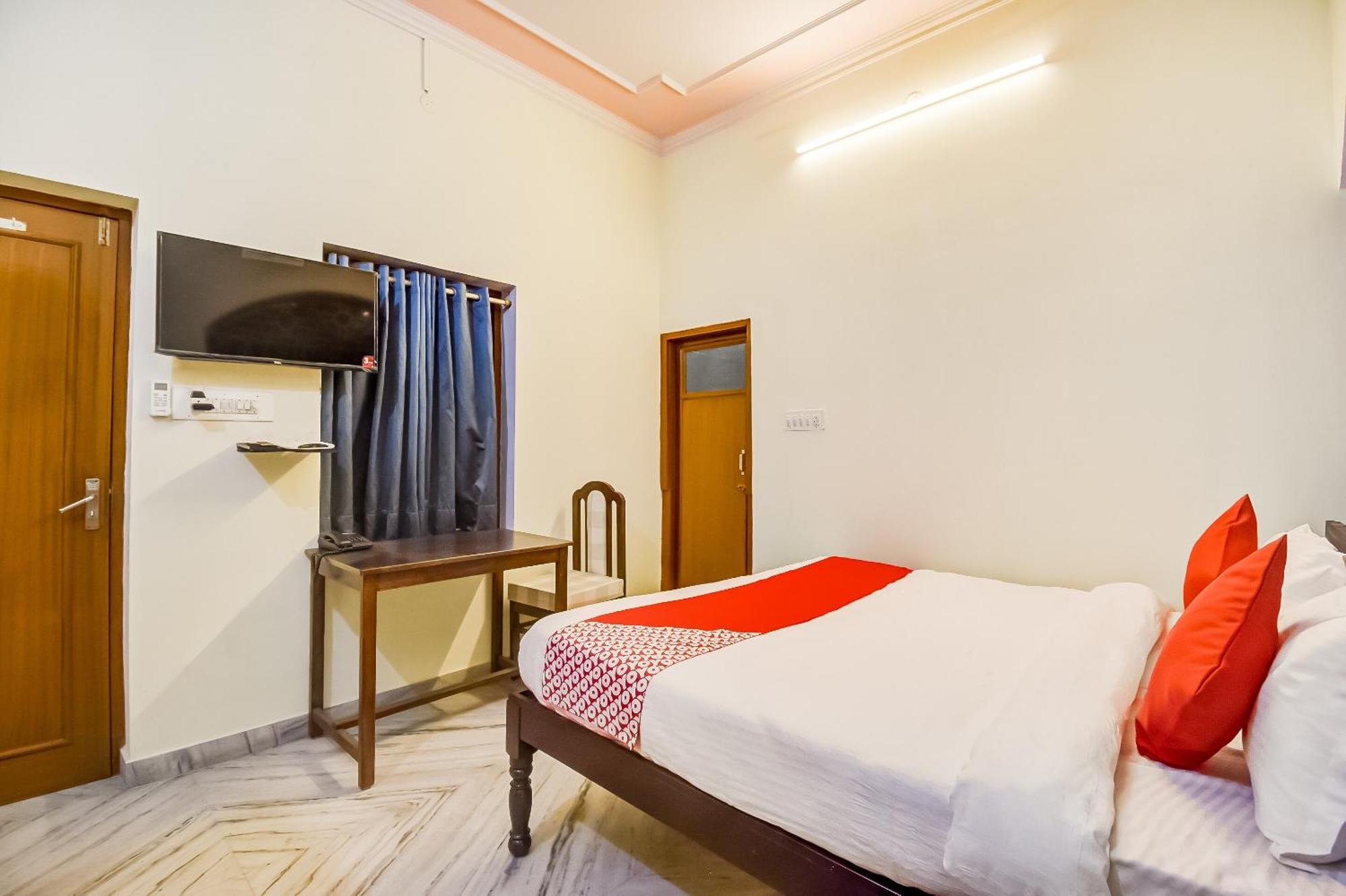 Hotel O Kusum Lodge Pandu Екстериор снимка