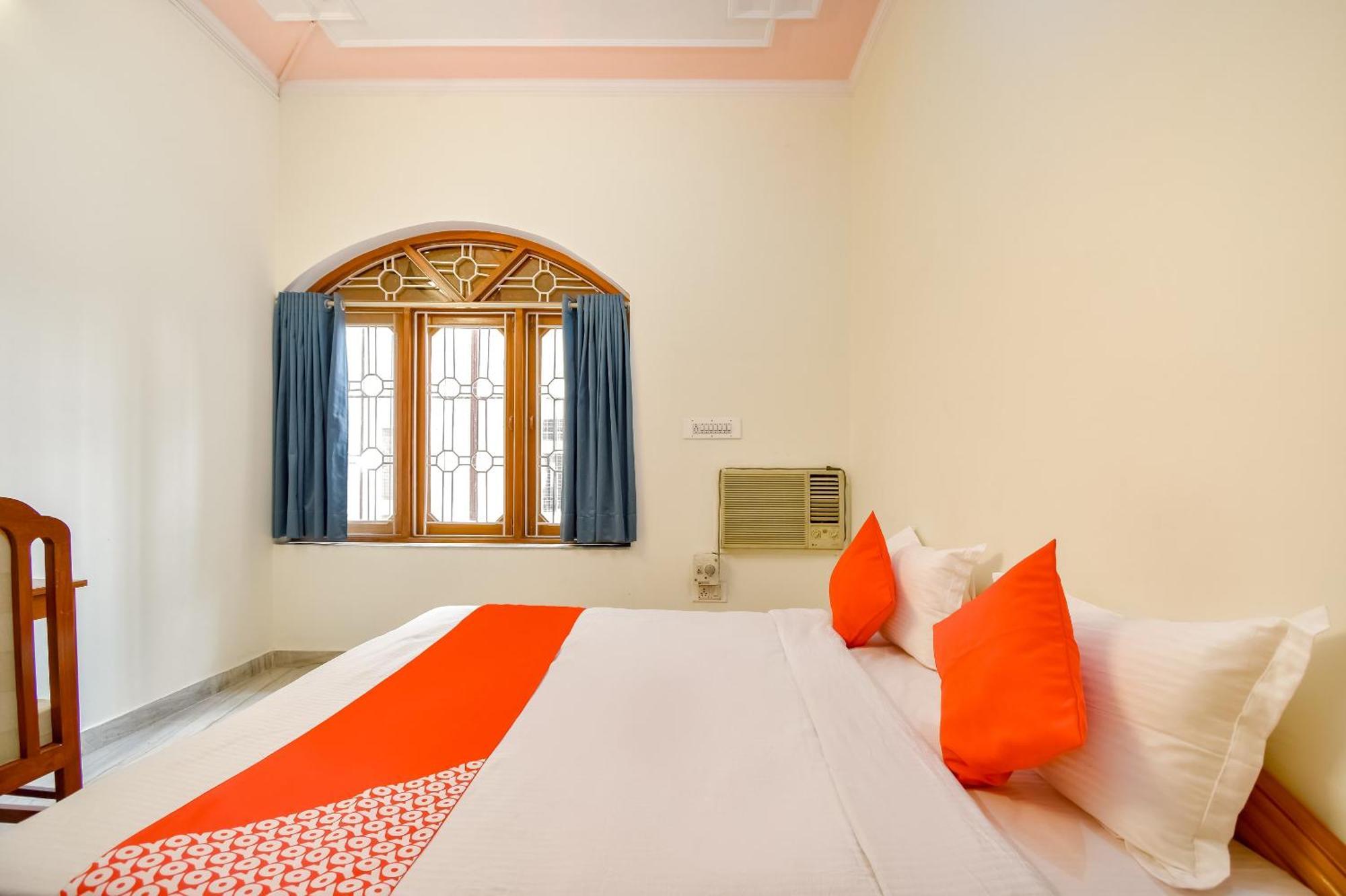 Hotel O Kusum Lodge Pandu Екстериор снимка