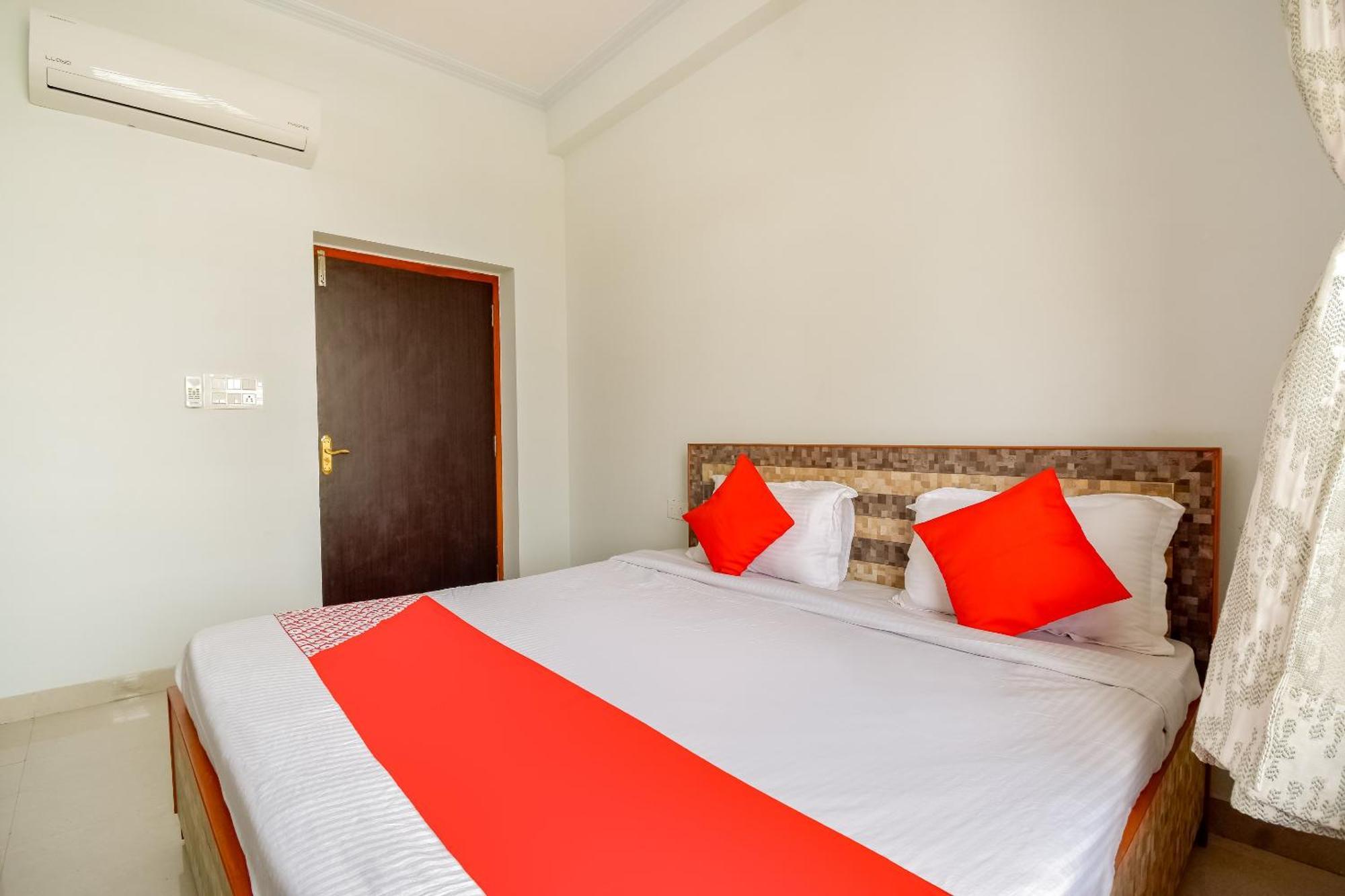 Hotel O Kusum Lodge Pandu Екстериор снимка